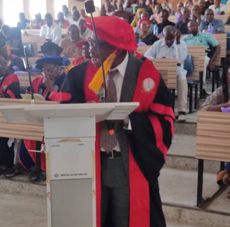 Professor Ochayi Okpeh: History in the trenches 6 Professor Okpeh delivering his Inaugural7 43 01
