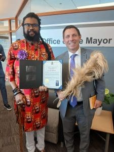 Nwelue wuth the Mayor 1