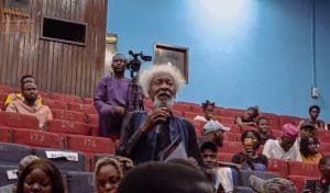Photo 2 Soyinka addressing the cast and crew of the play